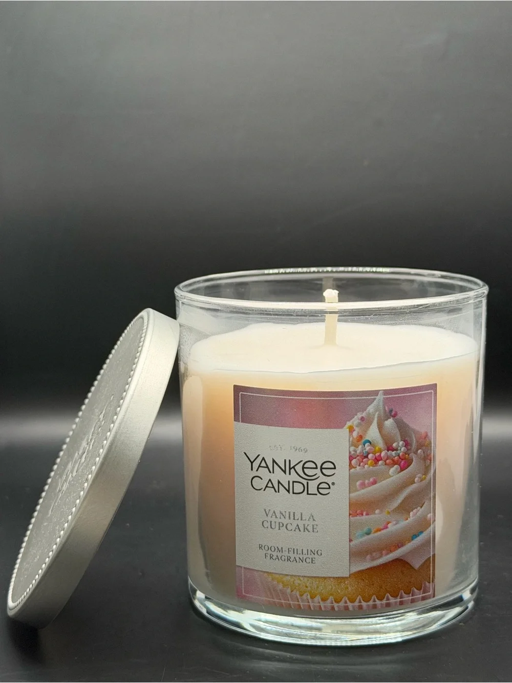 Yankee Candle Vanilla Cupcake Candle - Cream & Silver 7oz Original Tumbler